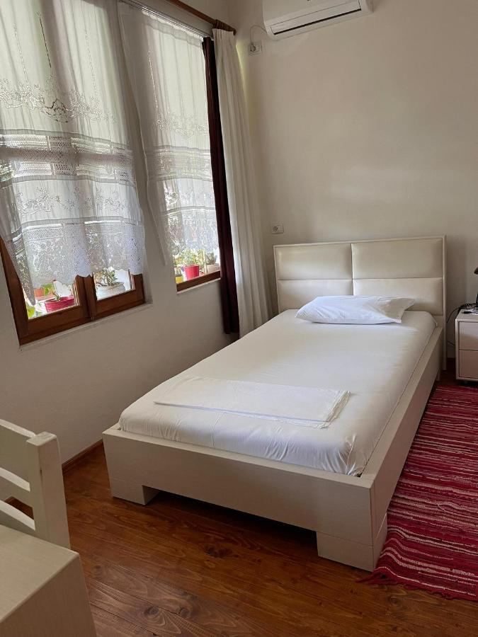 Veranda B&B Berat Exterior foto